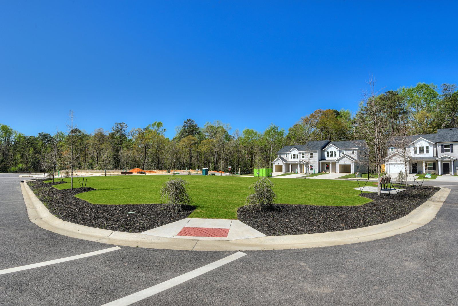 casa en Forrest Bluff Townhomes por Ivey Residential