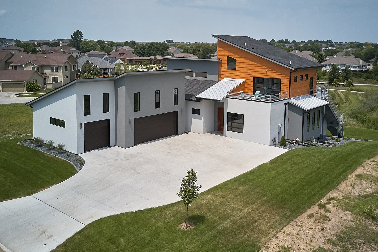 J. Thompson Builders - Johnston, IA