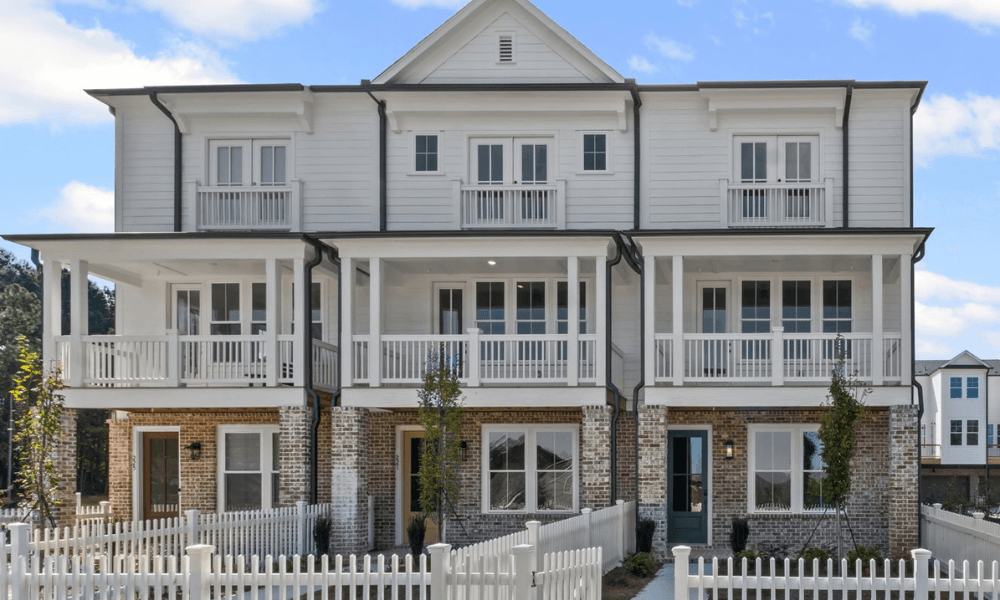 casa en The Village at River Green por JW Collection
