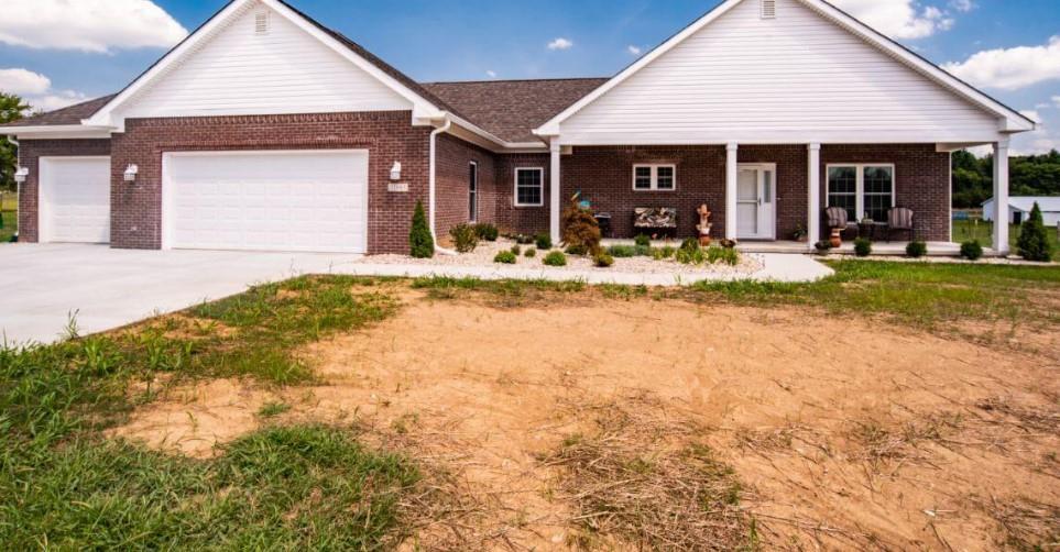 casa en Josh Smalling Roofing and Restoration Co por Josh Smalling Roofing and Restoration Co