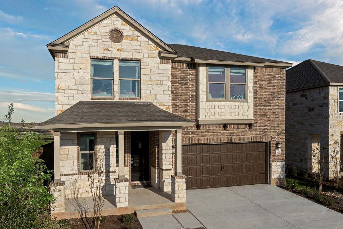 Salerno - Heritage Collection por KB Home en Austin Texas