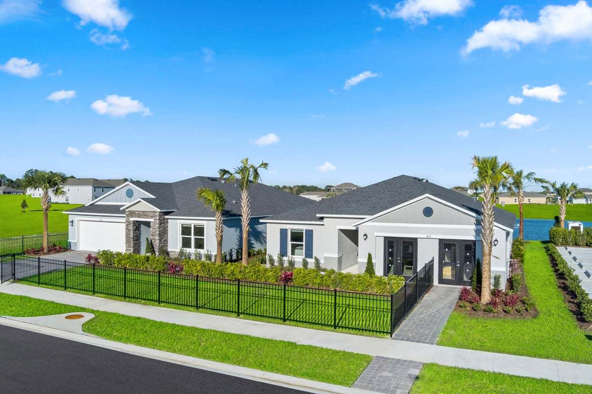 casa en Gardens at Waterstone II por KB Home