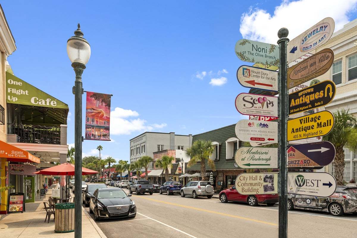 Close to downtown Mount Dora