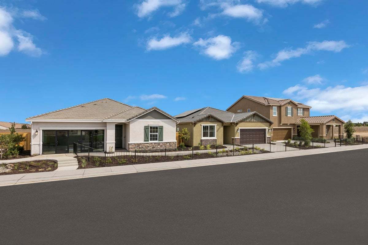 casa en Enclave at Crossroads West por KB Home