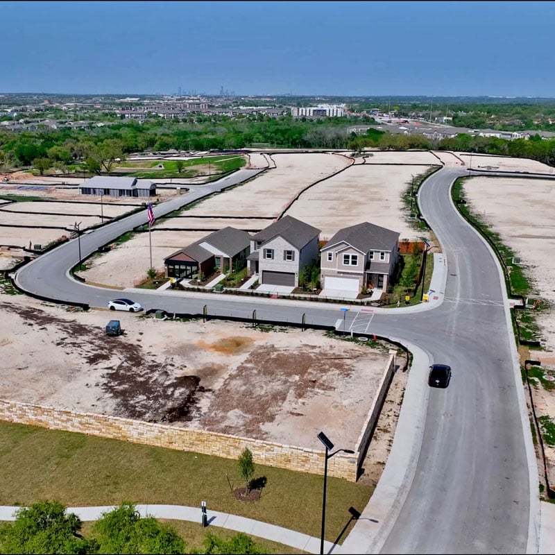 casa en Creekside at Estancia por KB Home