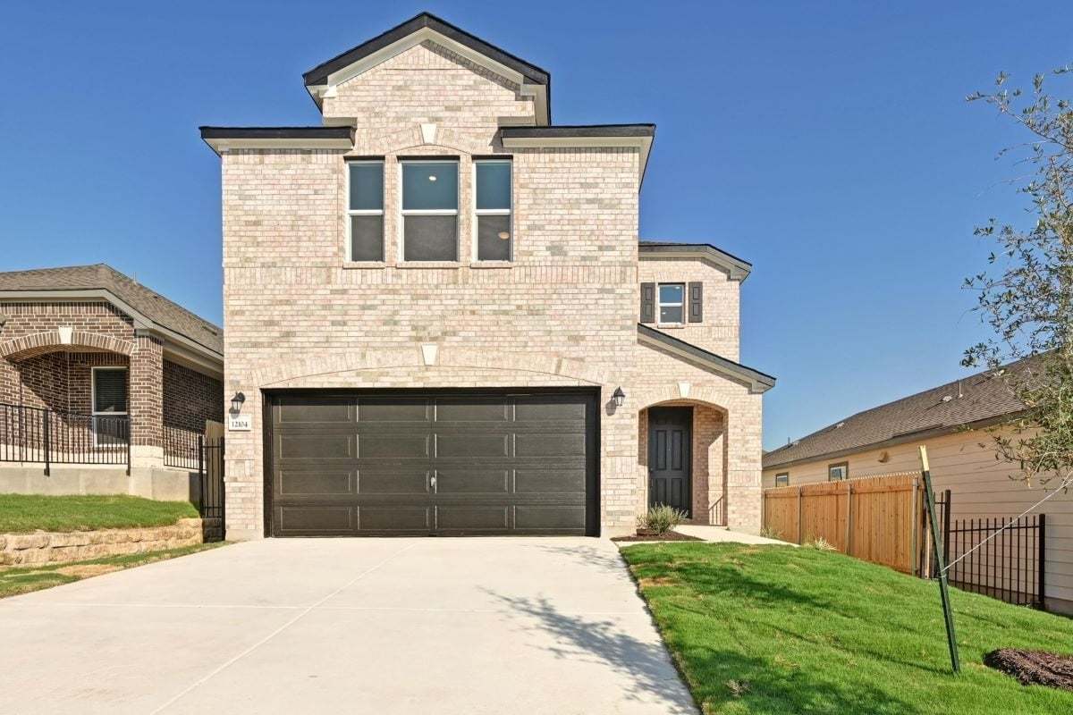 Plan 1908 Modeled - Creekside at Estancia: Austin, Texas - KB Home