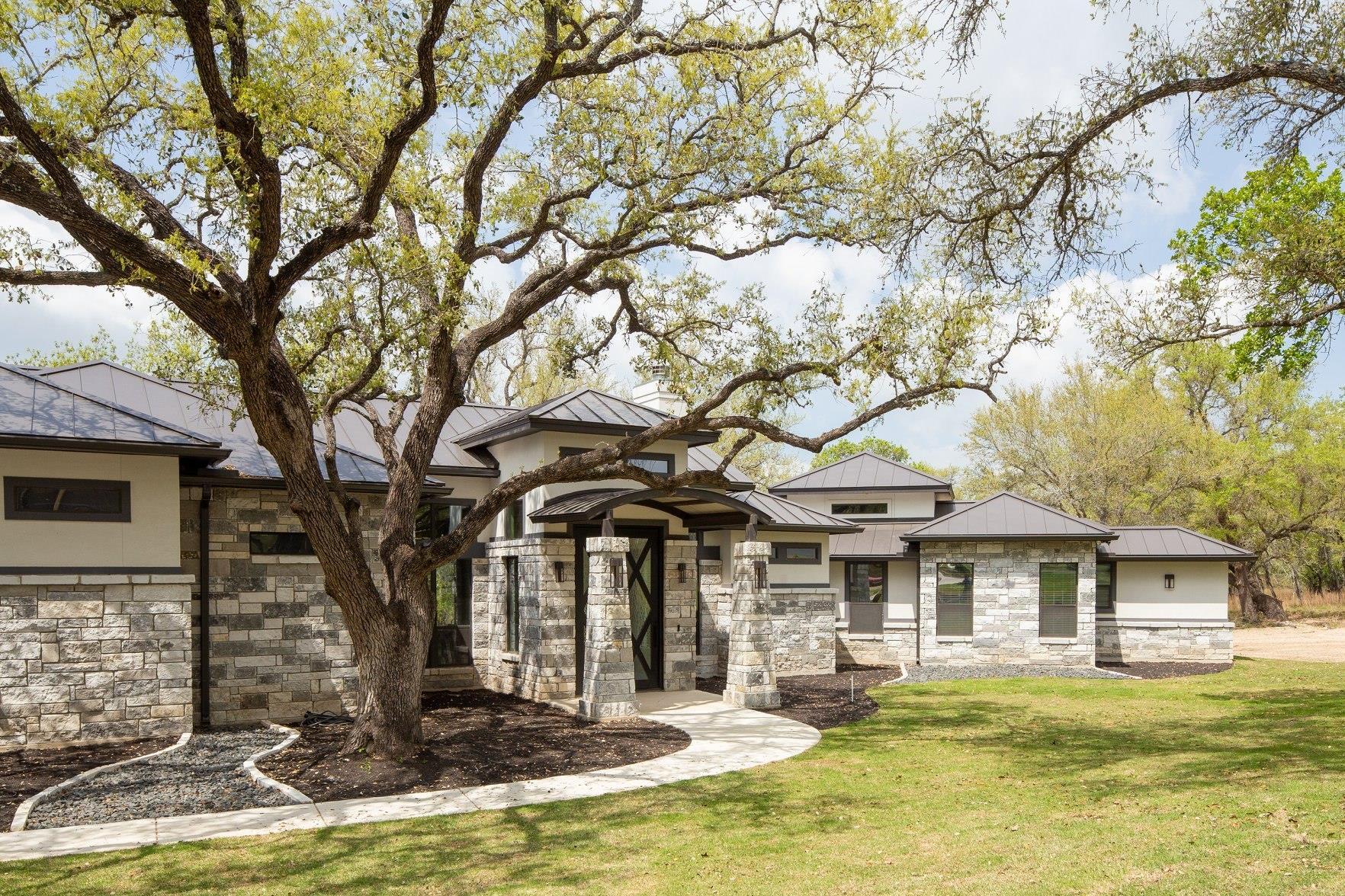 KC Custom Homes. - Floresville, TX