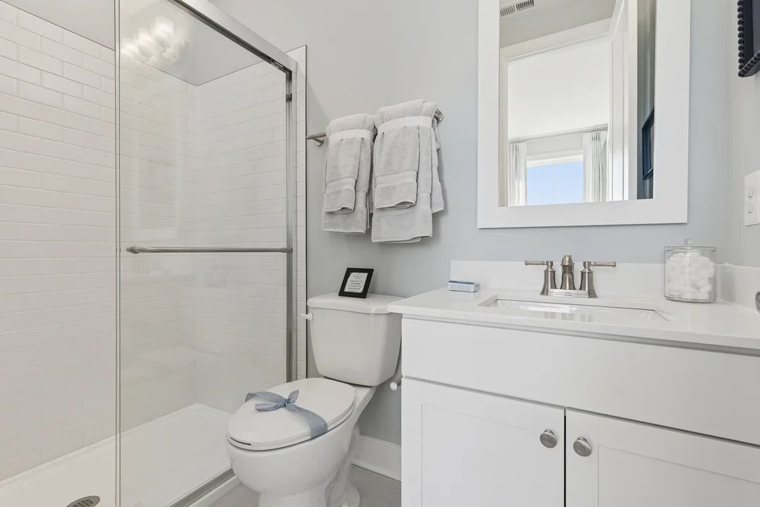 Bedroom 4 Bath