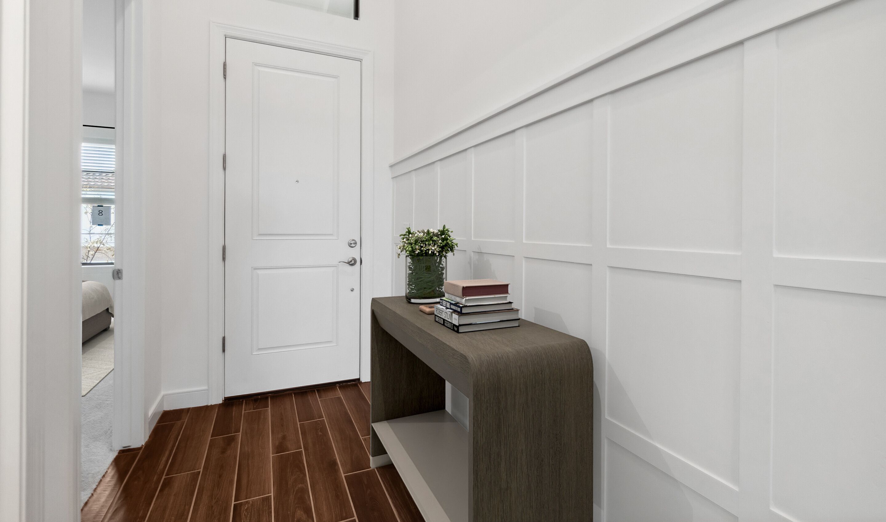 Foyer with decorative feature wall