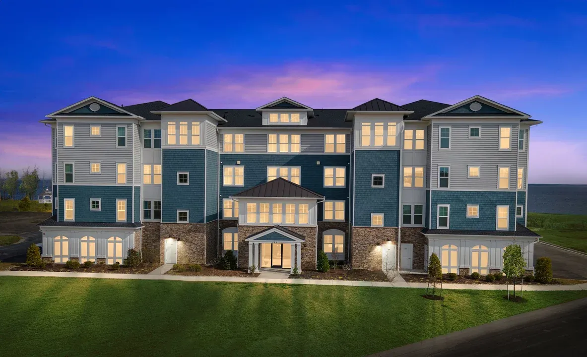 casa en K. Hovnanian’s® Four Seasons at Kent Island - Luxury Condos por K. Hovnanian's® Four Seasons