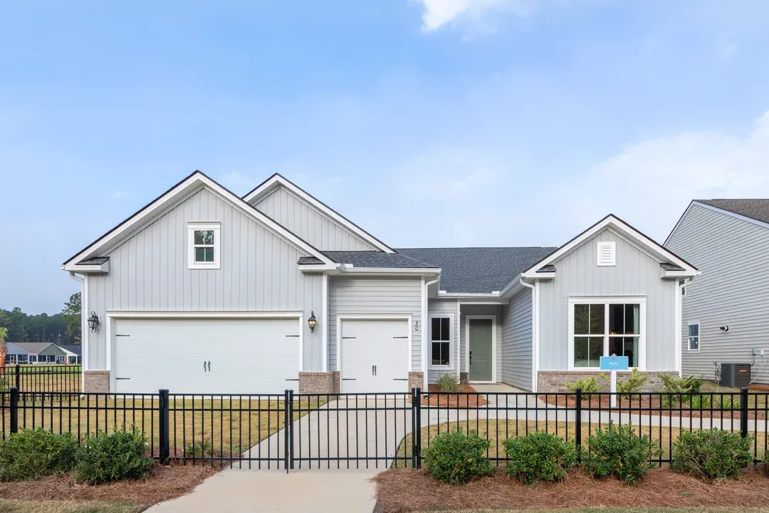 10 Knotty Pine Drive (Porto)