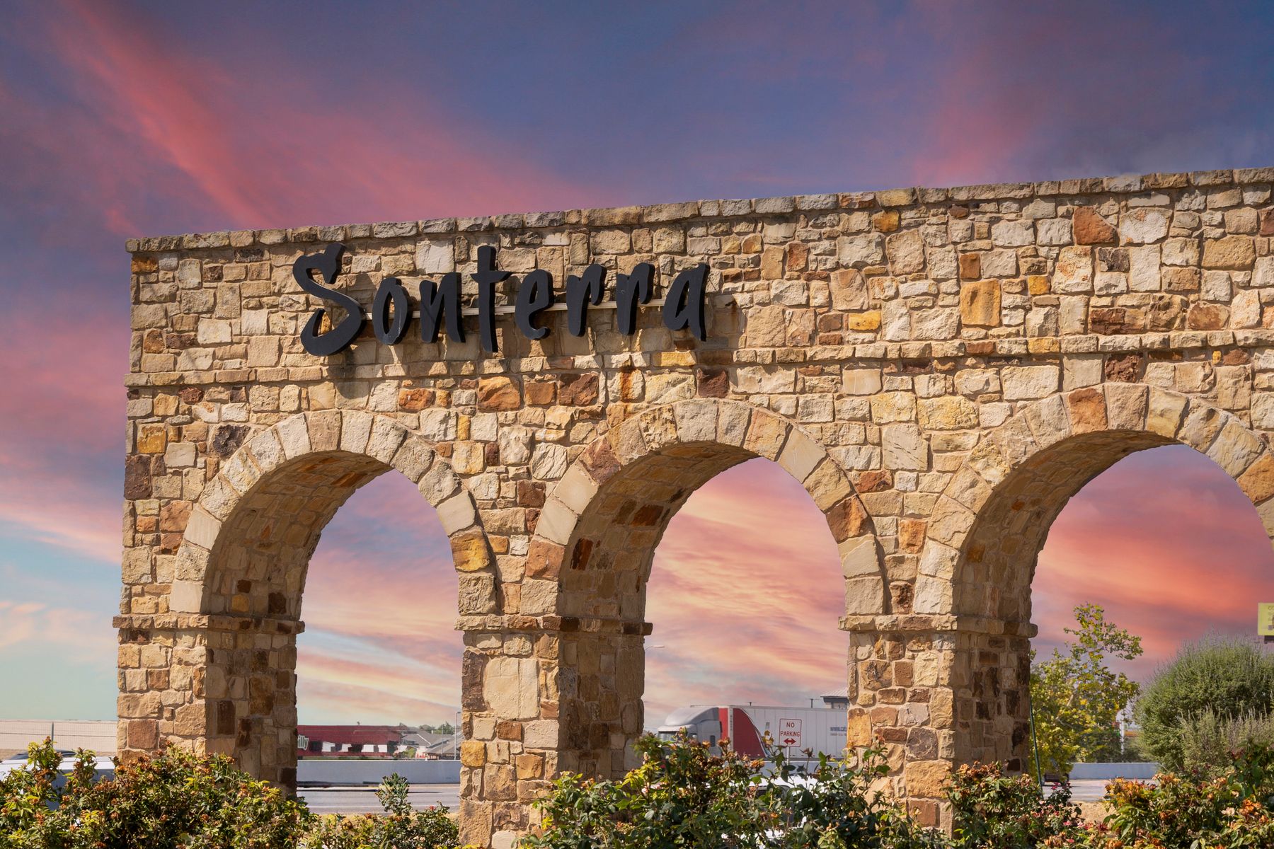 casa en Cool Water at Sonterra por LGI Homes