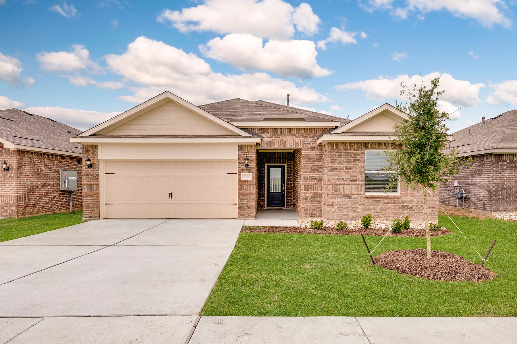 201 John Laurens Drive. Venus, TX 76084