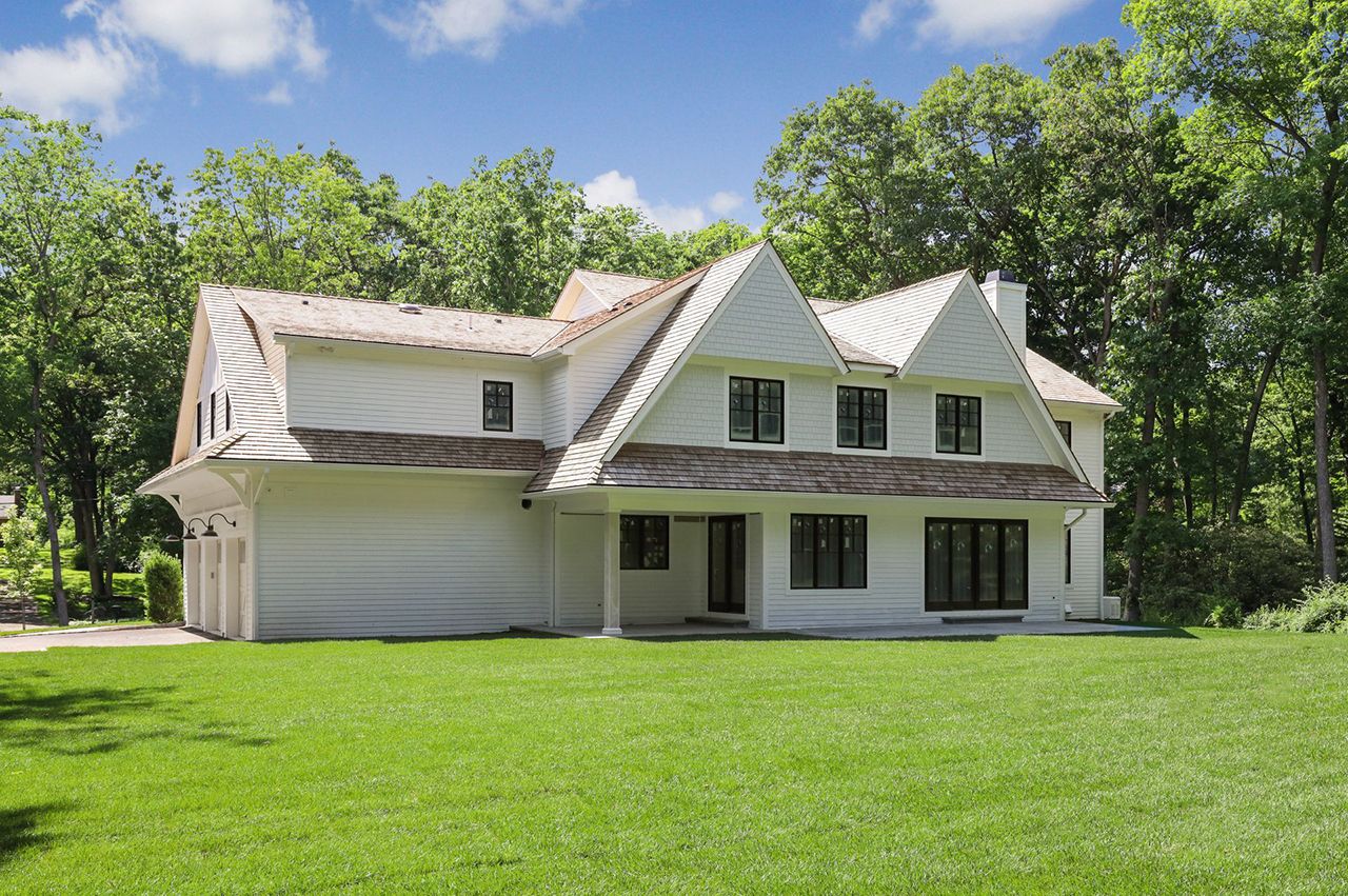 casa en L&L Builders and Developers Corp. por L&L Builders and Developers Corp.