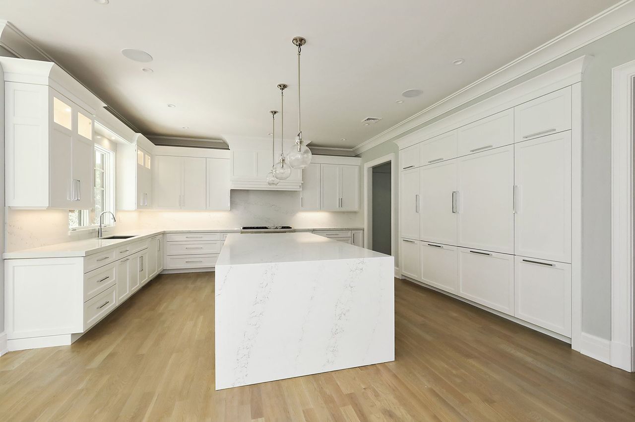 casa en L&L Builders and Developers Corp. por L&L Builders and Developers Corp.