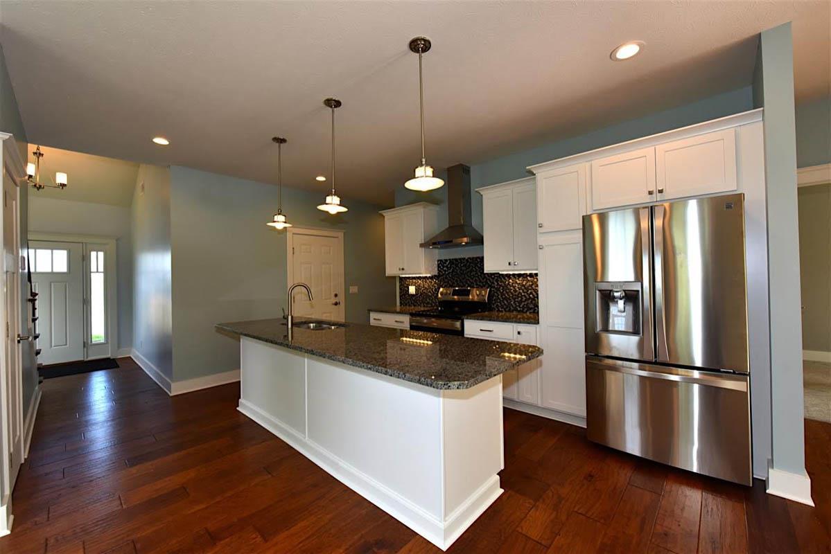 casa en Landings at Maple Bay por Lopresti Homes Corporation