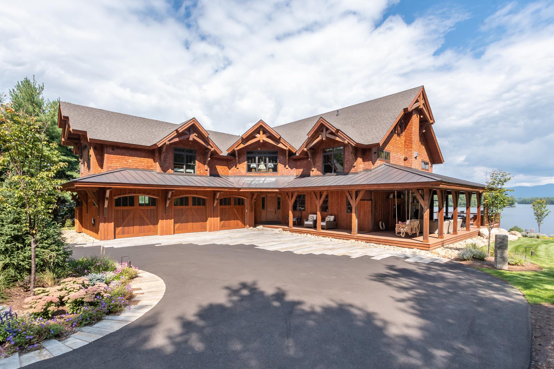 Lakes Region Design Group por Lakes Region Design Group en Manchester New Hampshire