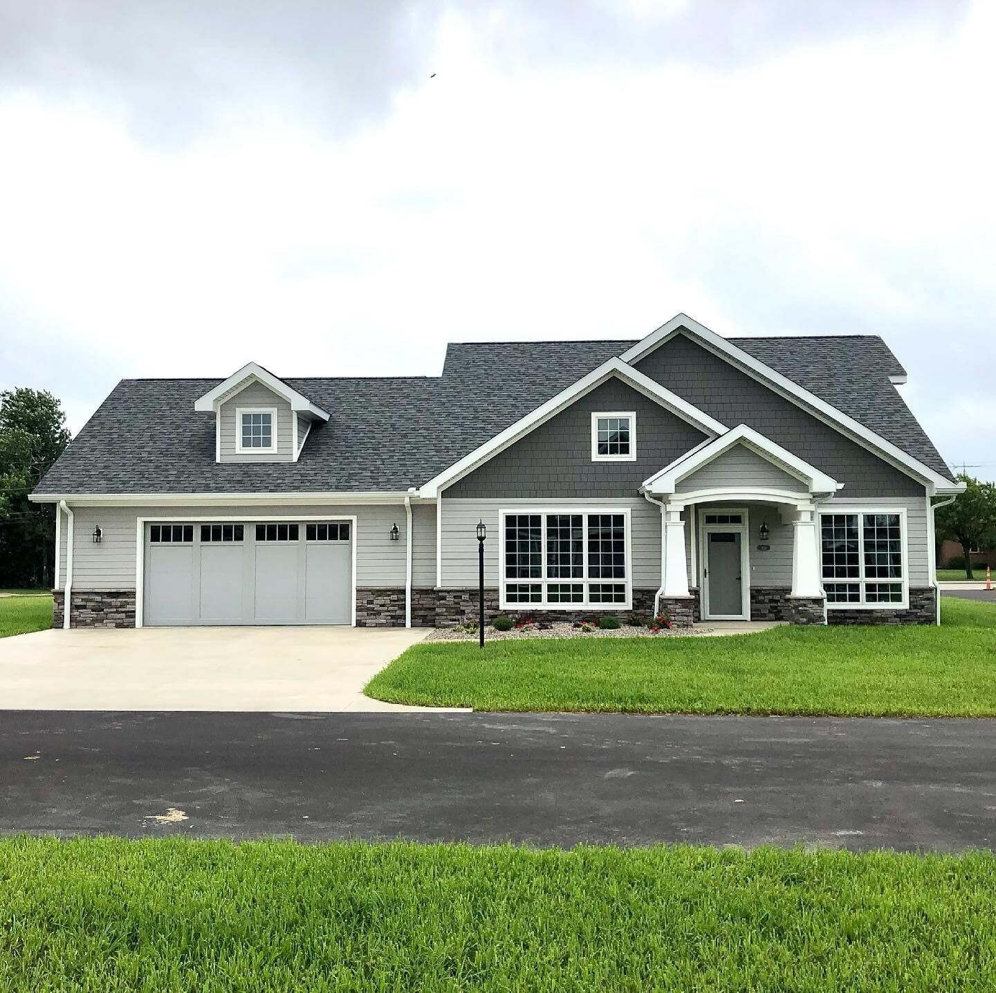 Lange Custom Builders Inc por Lange Custom Builders en Toledo Ohio