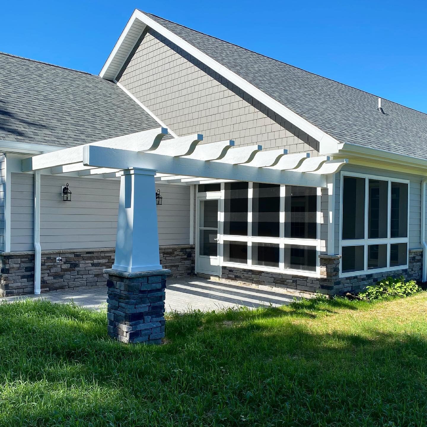 casa en Lange Custom Builders Inc por Lange Custom Builders