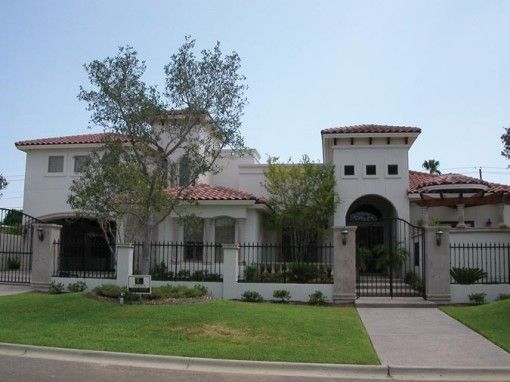 Laredo Legacy Homes por Laredo Legacy Homes en Laredo Texas