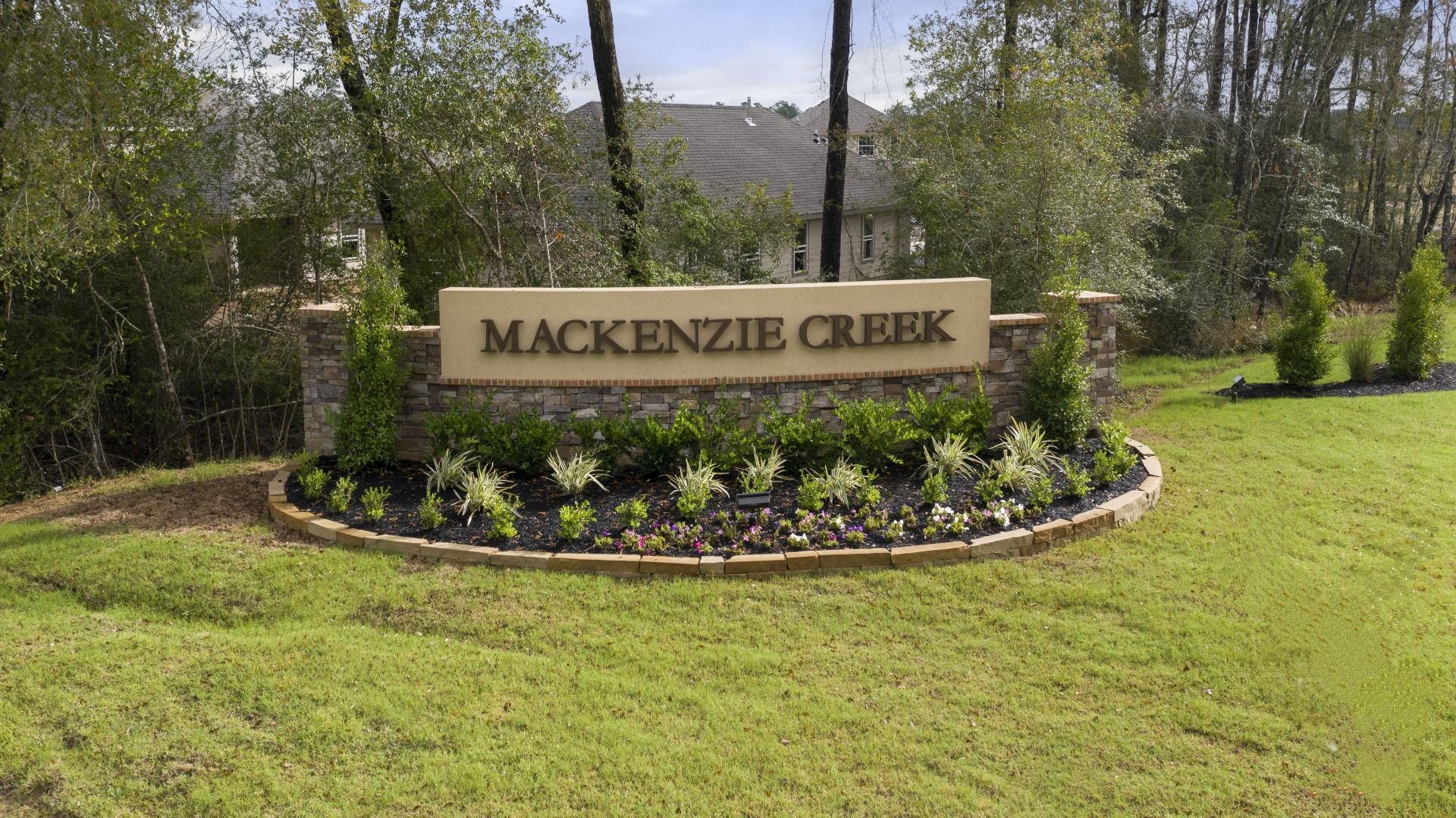casa en Mackenzie Creek por Legend Homes