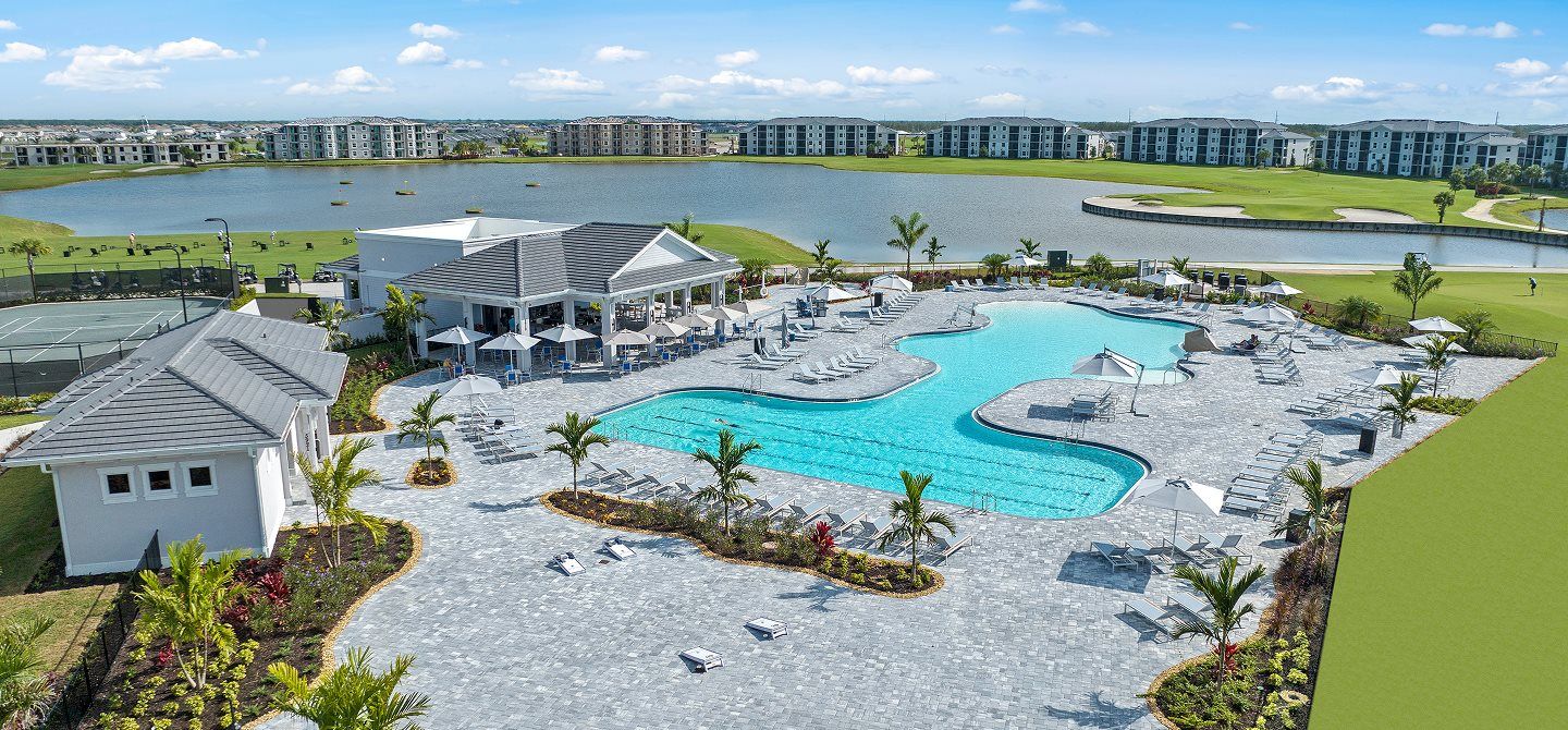 casa en The National Golf & Country Club - Executive Homes por Lennar