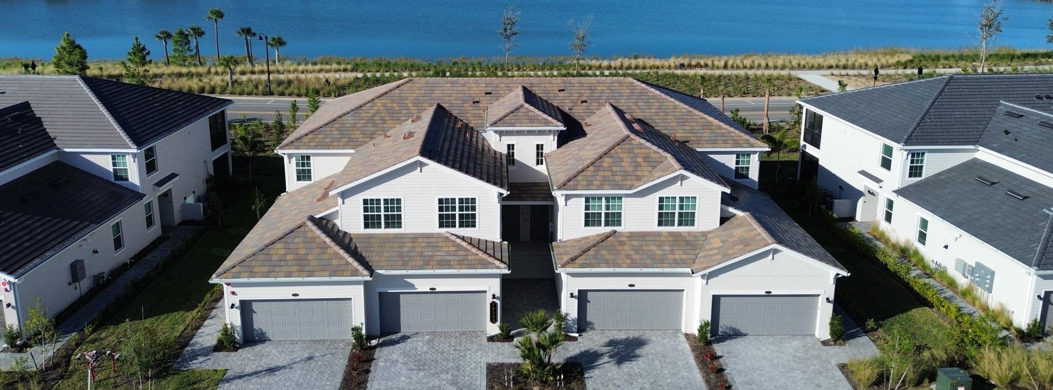 casa en Willowgreen at Babcock Ranch - Front Load Coach Homes por Lennar
