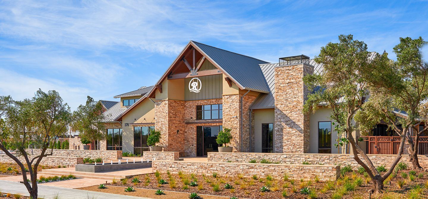 Riverstone - Treasures at Club District