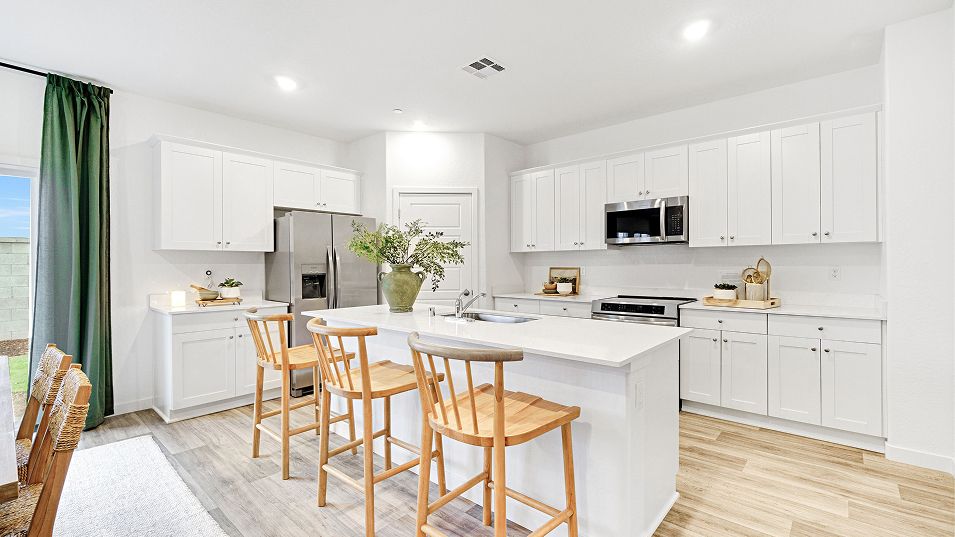 Malaga - Kintsu Square - Valencia Series: Fresno, California - Lennar