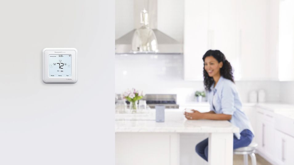 N Pic EI Honeywell T6 Z Wave Kitchen Lifestyle Stock