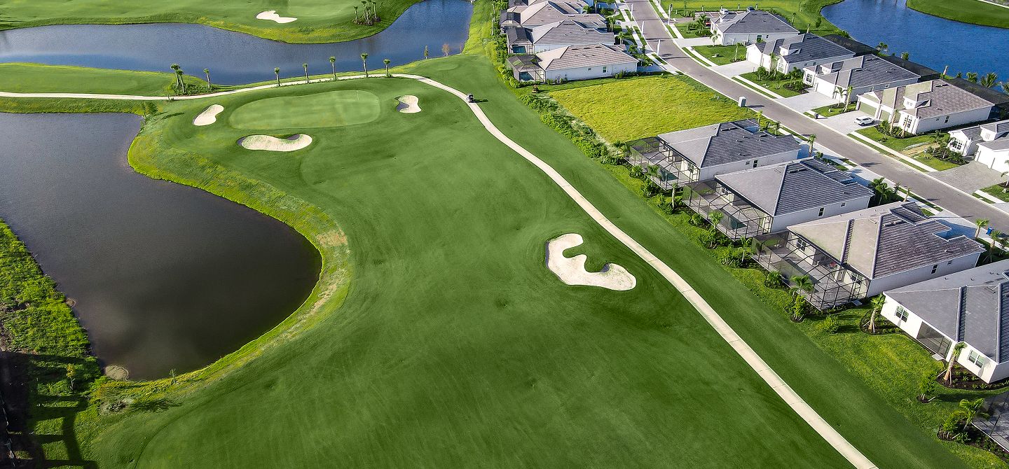casa en Calusa Country Club - Terrace Condominiums por Lennar