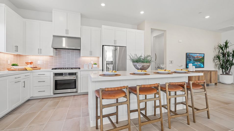 2312 Luminous Way (Nova 1)