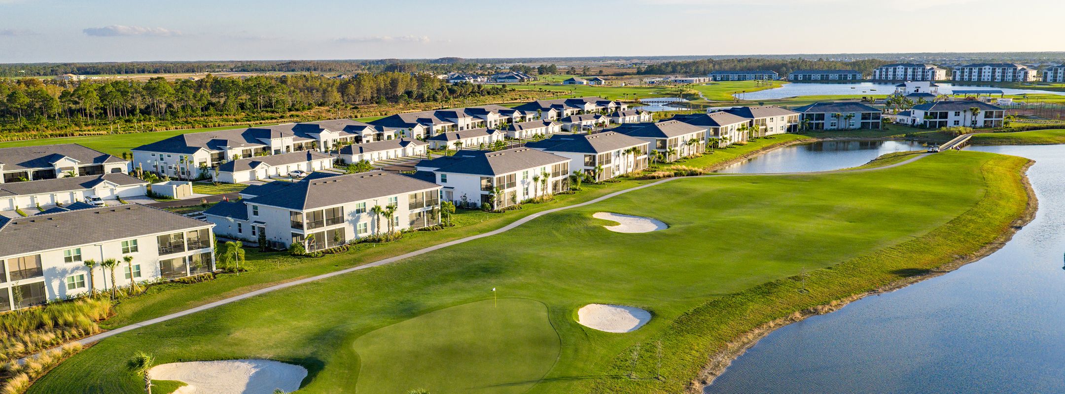 casa en Webbs Reserve - Veranda Condominiums por Lennar