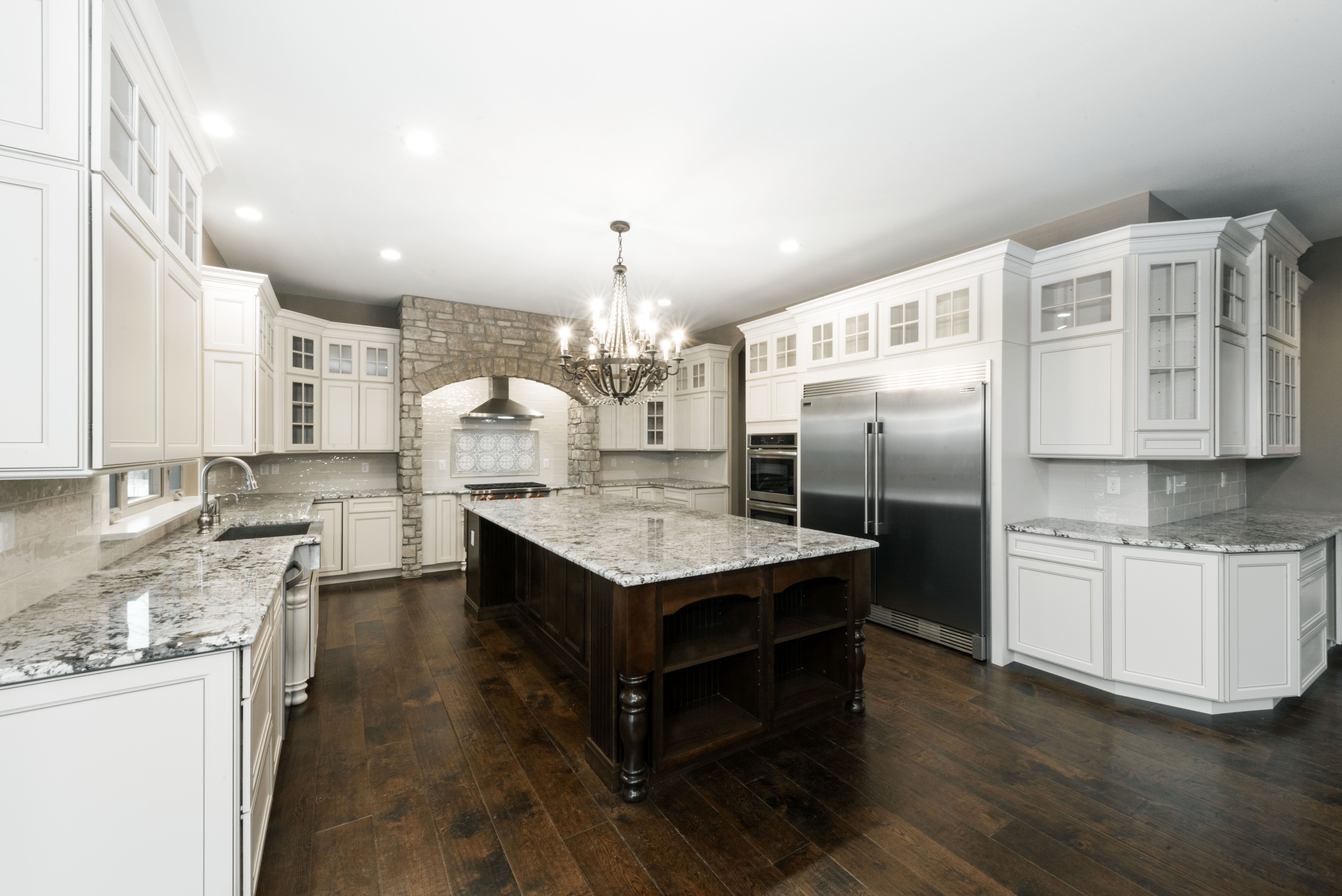 casa en Village at Twin Creeks por Lombardo Homes Missouri