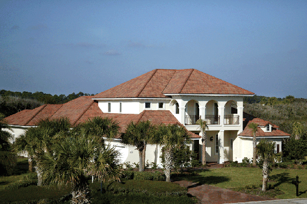 Island Estates por Machin Design Builders en Daytona Beach Florida