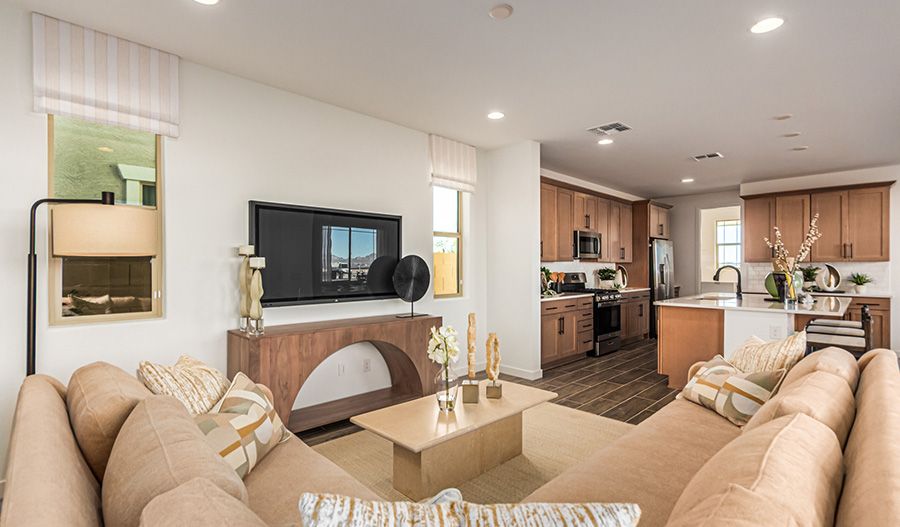 casa en Fusion at Blossom Rock por Richmond American Homes