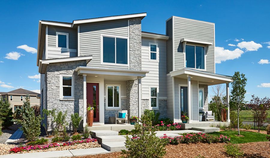 Urban Collection at The Aurora Highlands por Richmond American Homes en Denver Colorado