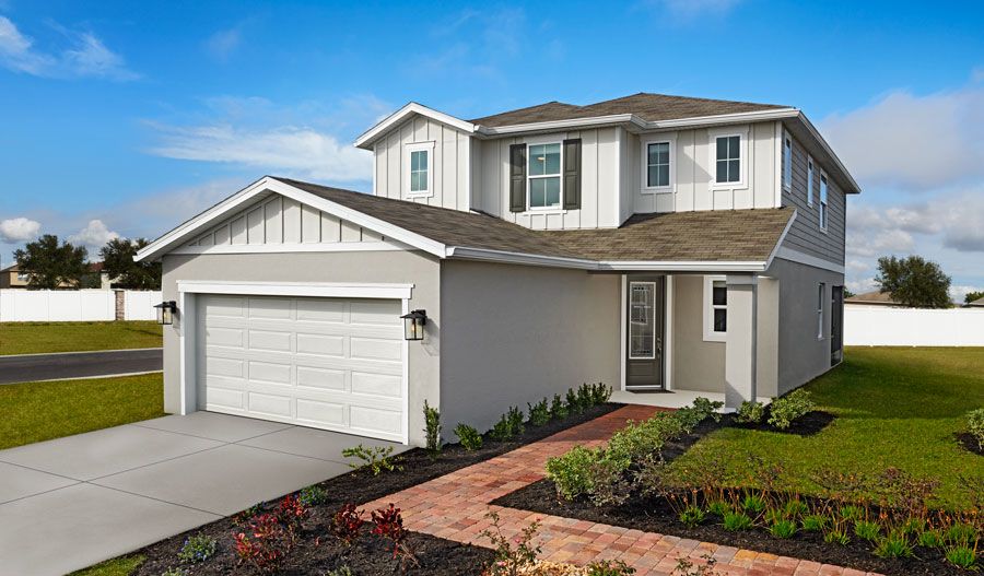 Seasons at Shores of Lake Dell por Richmond American Homes en Lakeland-Winter Haven Florida