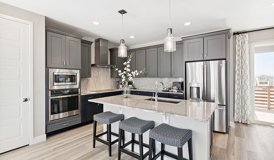 casa en The Summit at Meridian por Richmond American Homes
