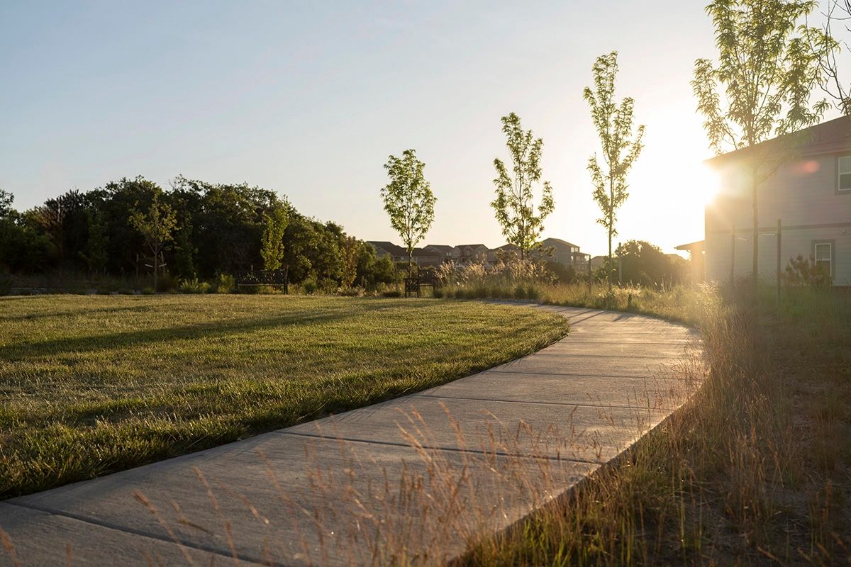 casa en Legacy Pointe at Looking Glass por Richmond American Homes