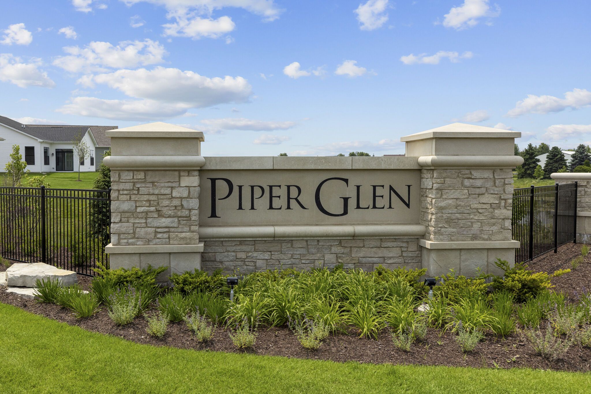 casa en Piper Glen por M/I Homes