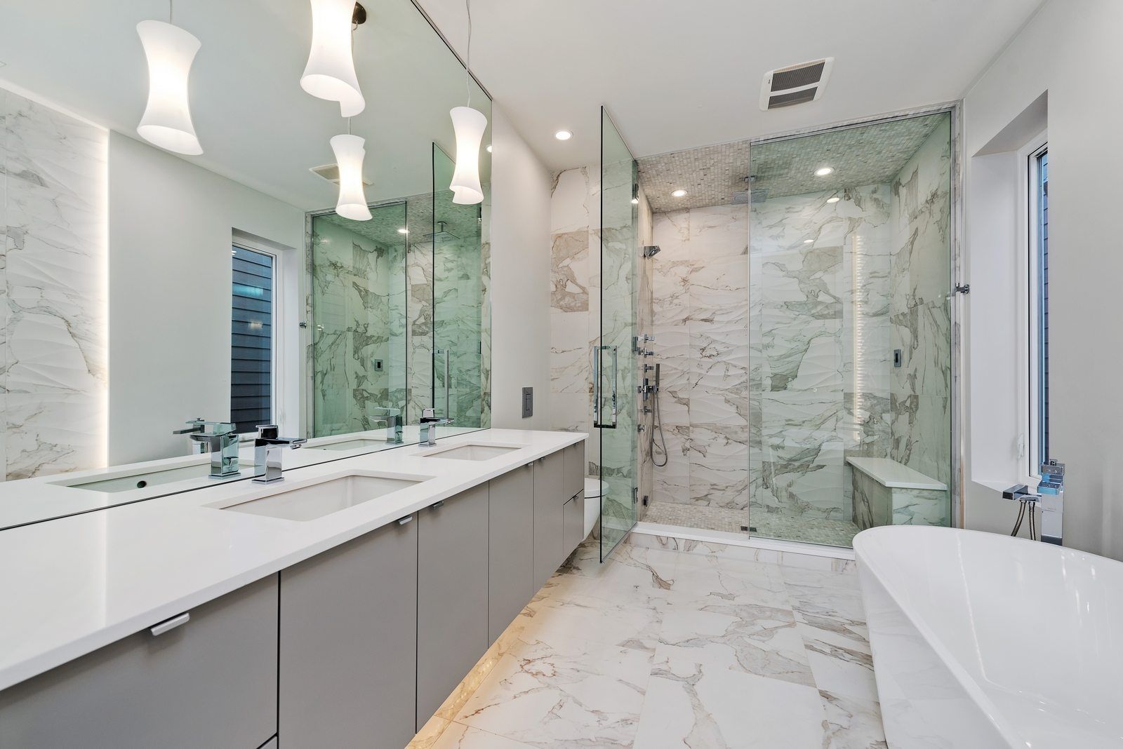 casa en MK Construction & Builders Inc. por MK Construction & Builders Inc.