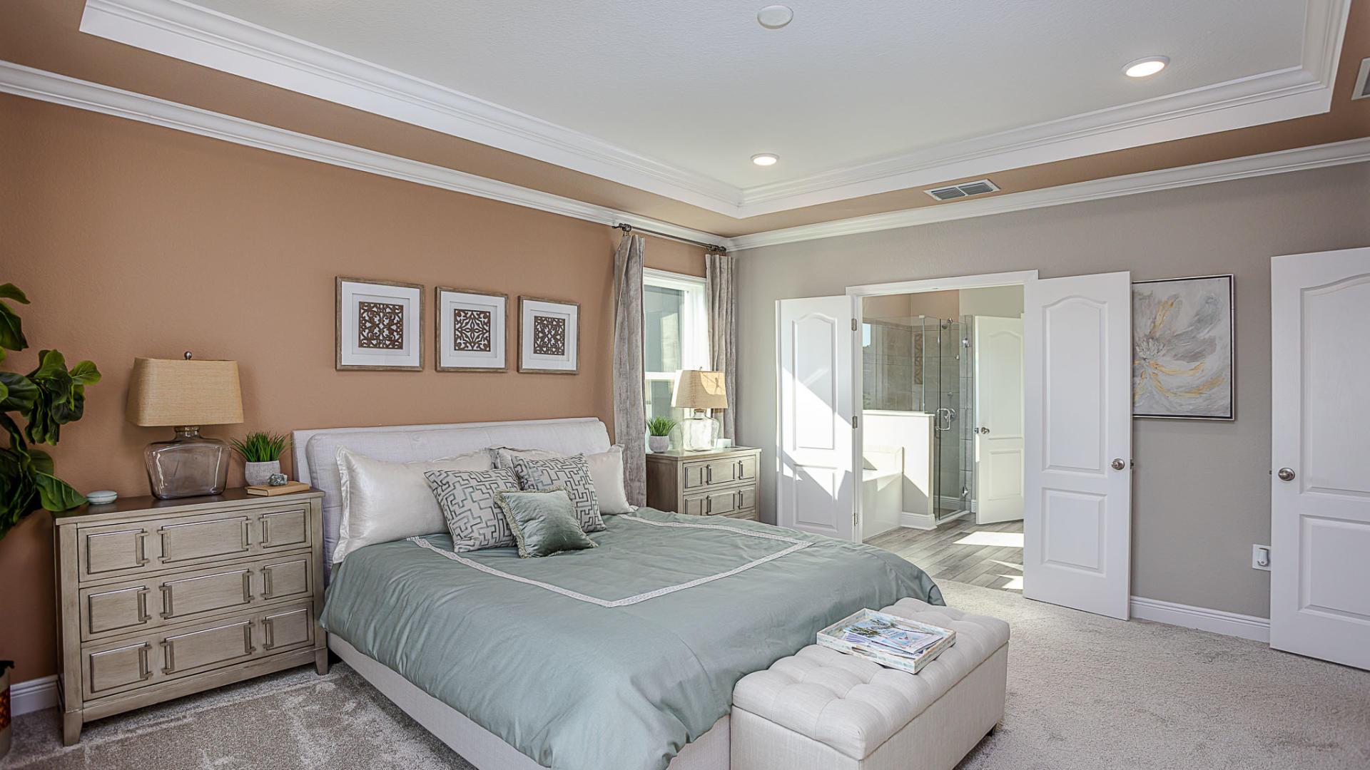 Your master suite has been for a king sized bed!