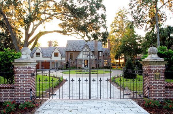 Mcaneny Builders por Mcaneny Builders en Jacksonville-St. Augustine Florida