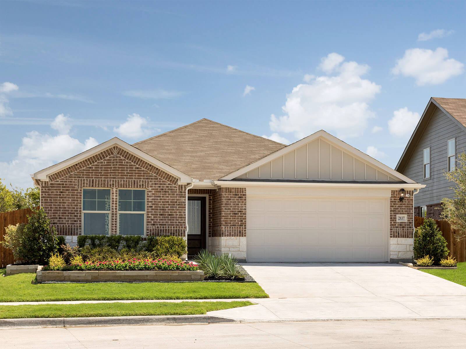 2132 Lone Star Lane. Seagoville, TX 75159