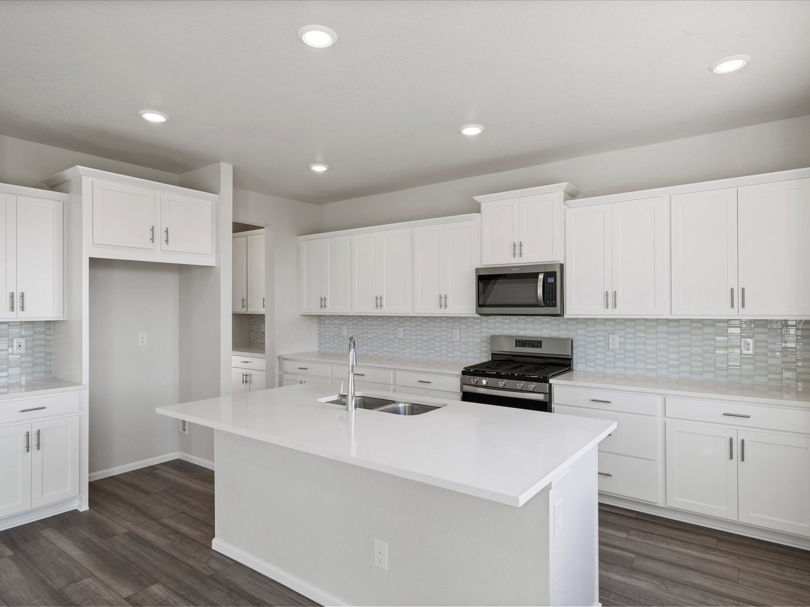 The Golden Gate - Buffalo Highlands: The Canyon Collection: Commerce City, Colorado - Meritage Homes