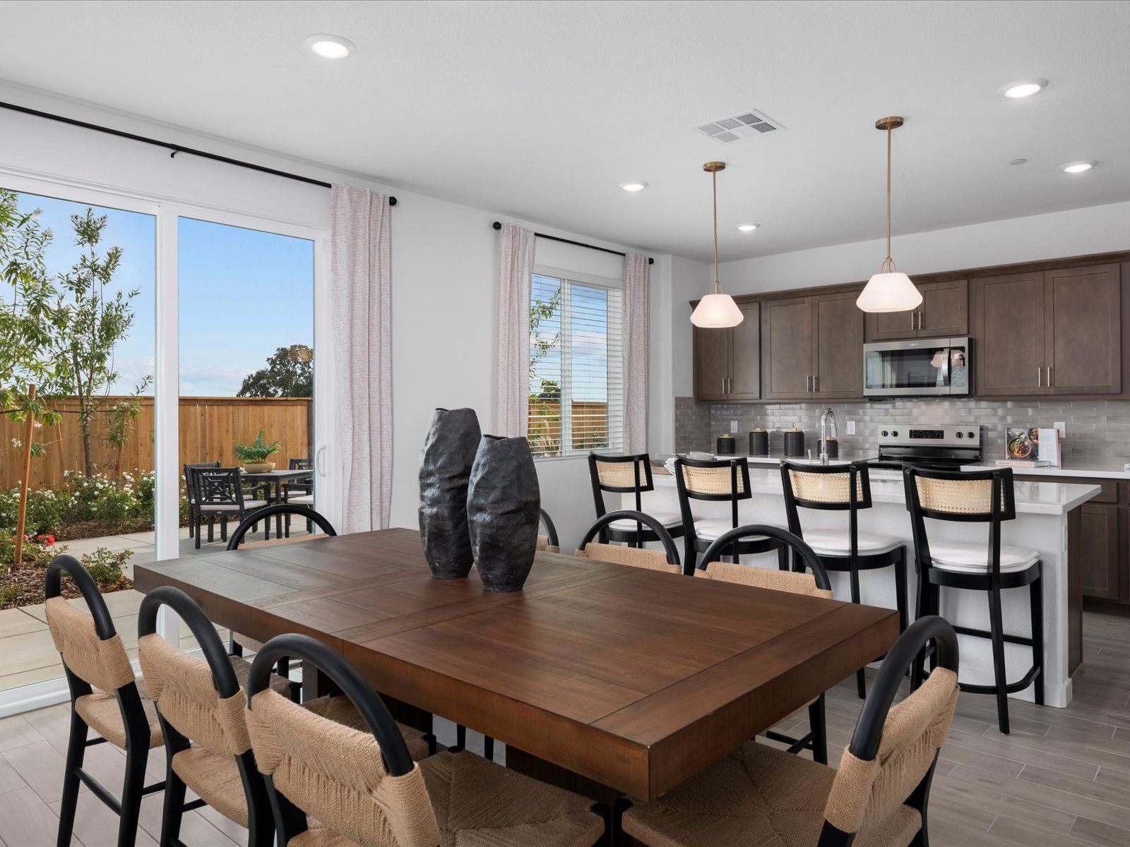 Vinterra - Sacramento, CA