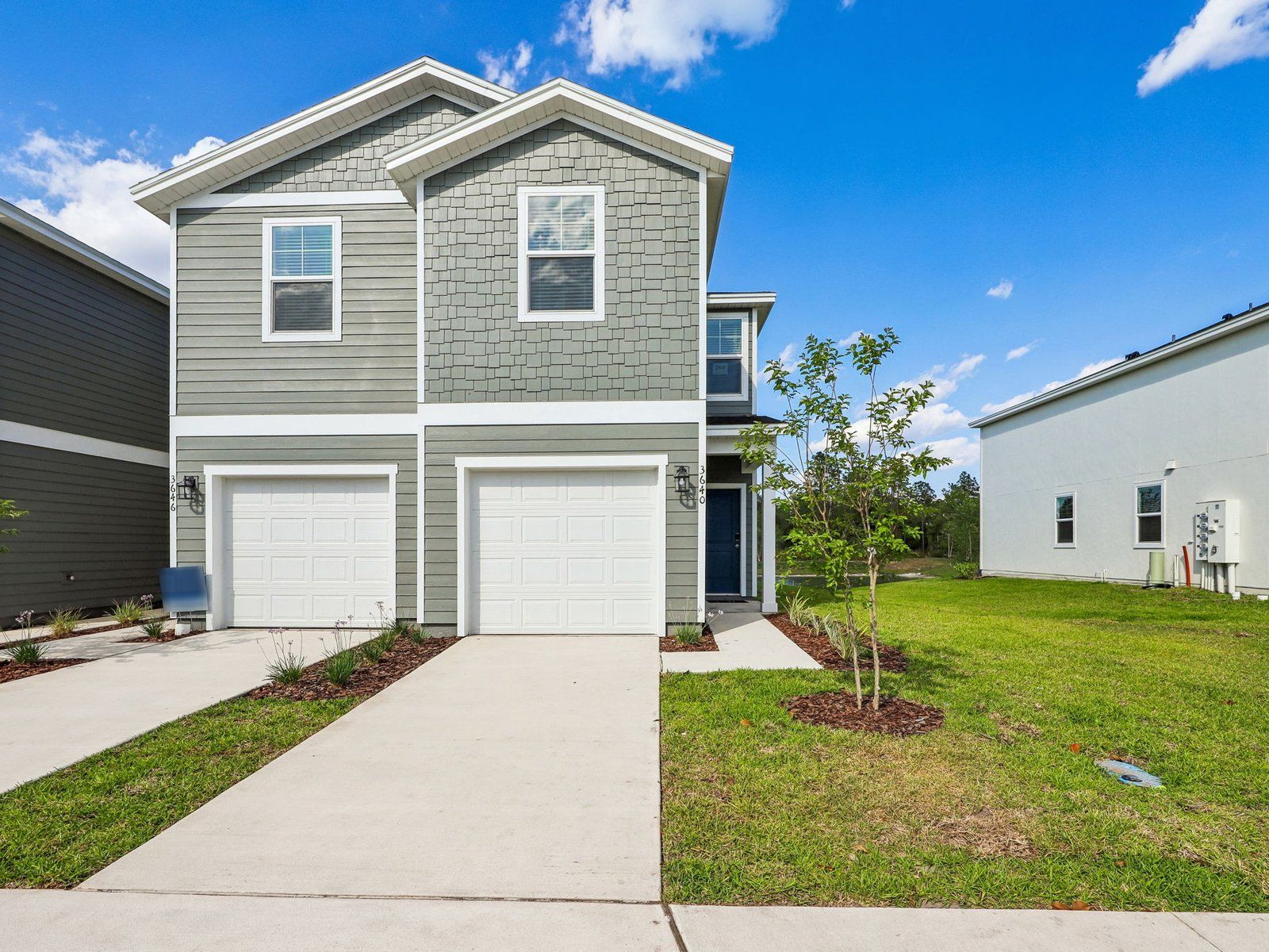 Lennox - The District at Oakleaf - The Commons: Middleburg, Florida - Meritage Homes