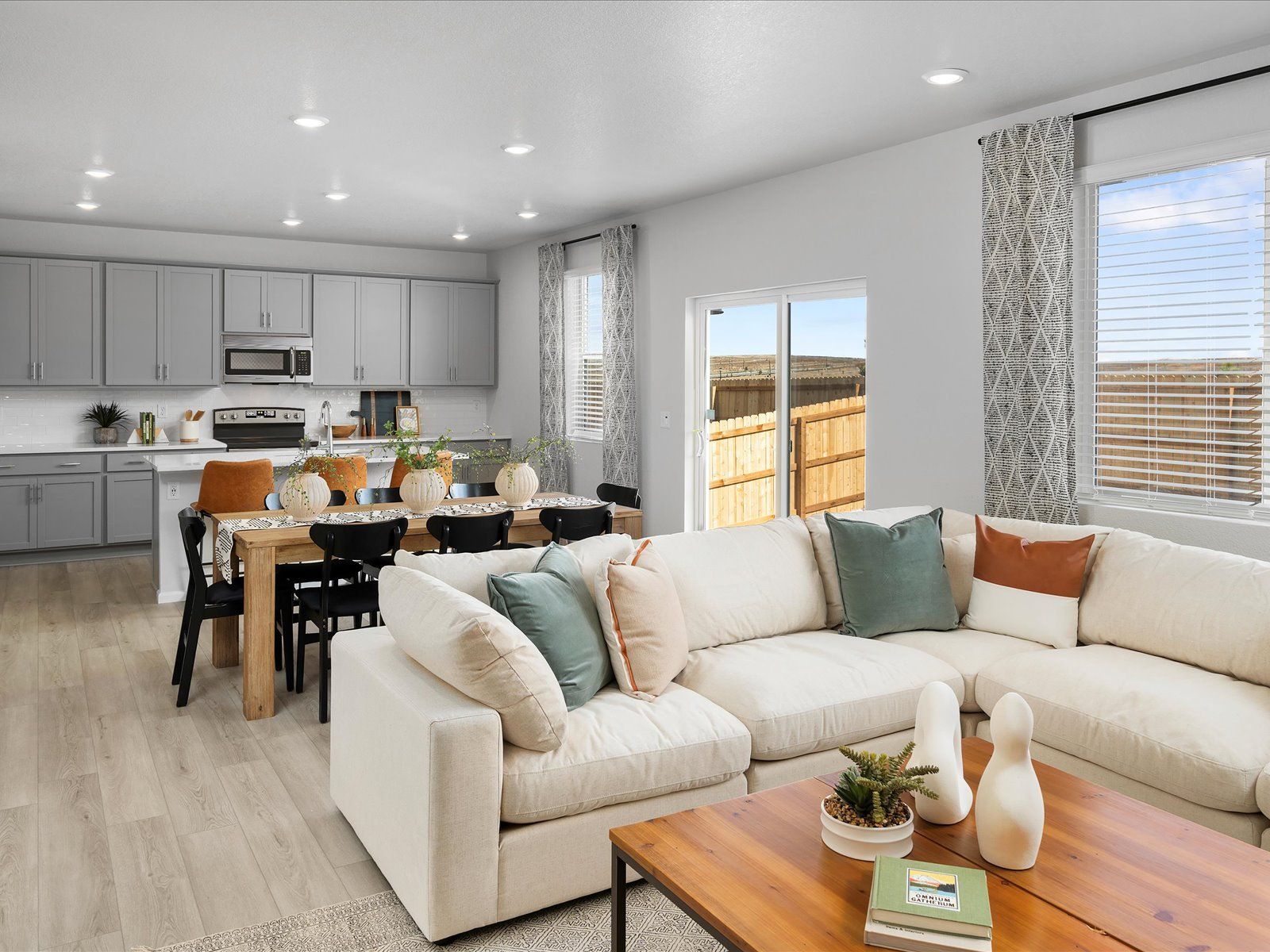 Lorson Ranch : The Springs Collection - Colorado Springs, CO