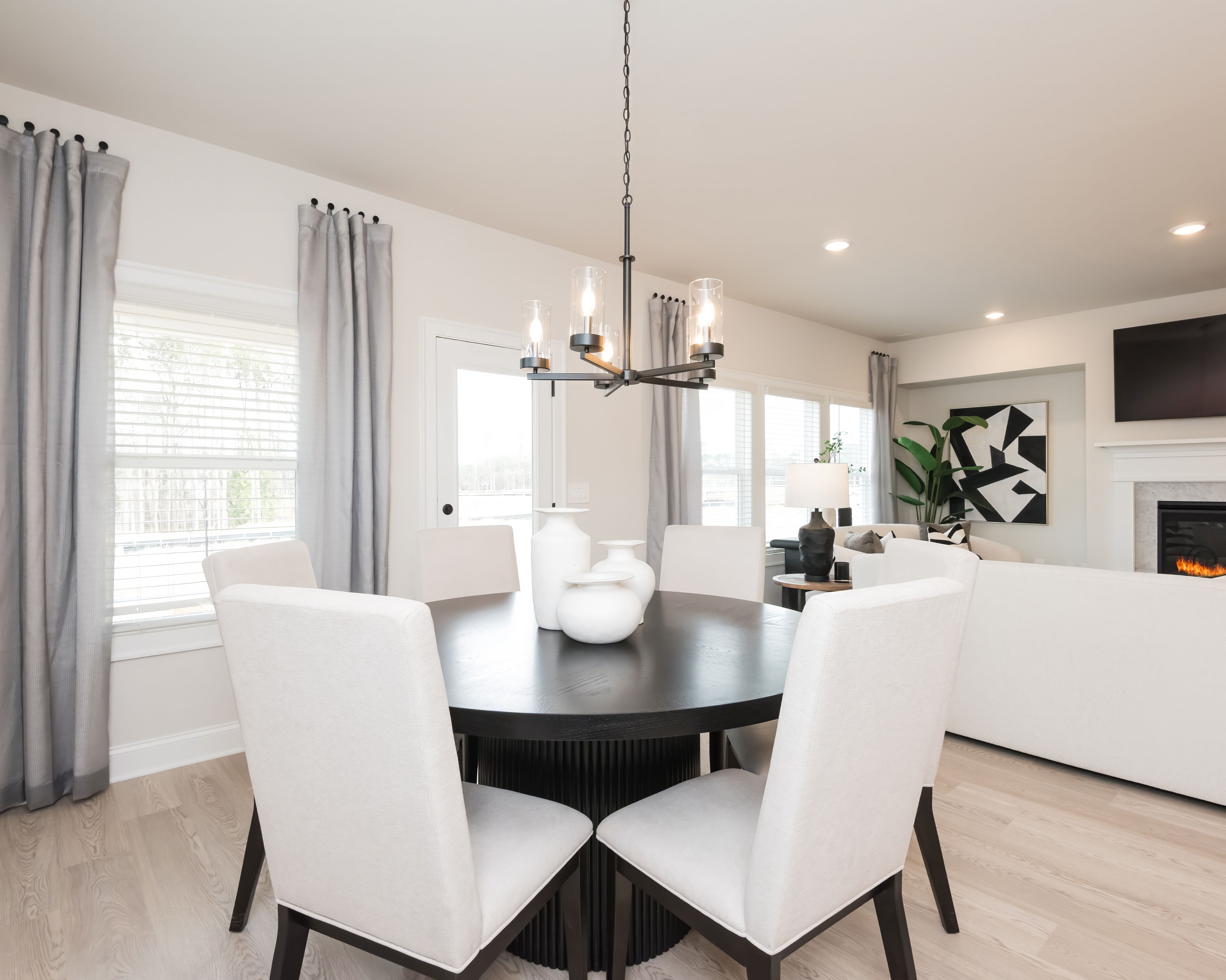 The Johnson floorplan with the Lush White interior package modeled at Martin Springs.